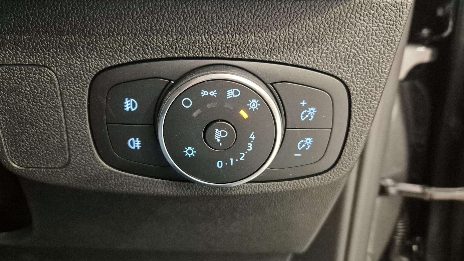 Used Ford Focus 2025 for sale - 76978849: Photo 20