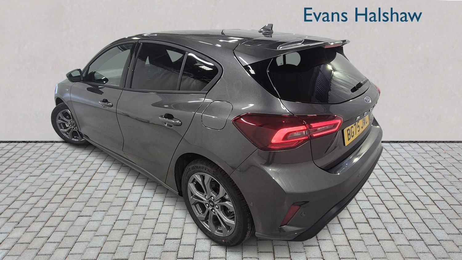 Used Ford Focus 2025 for sale - 76978849: Photo 3