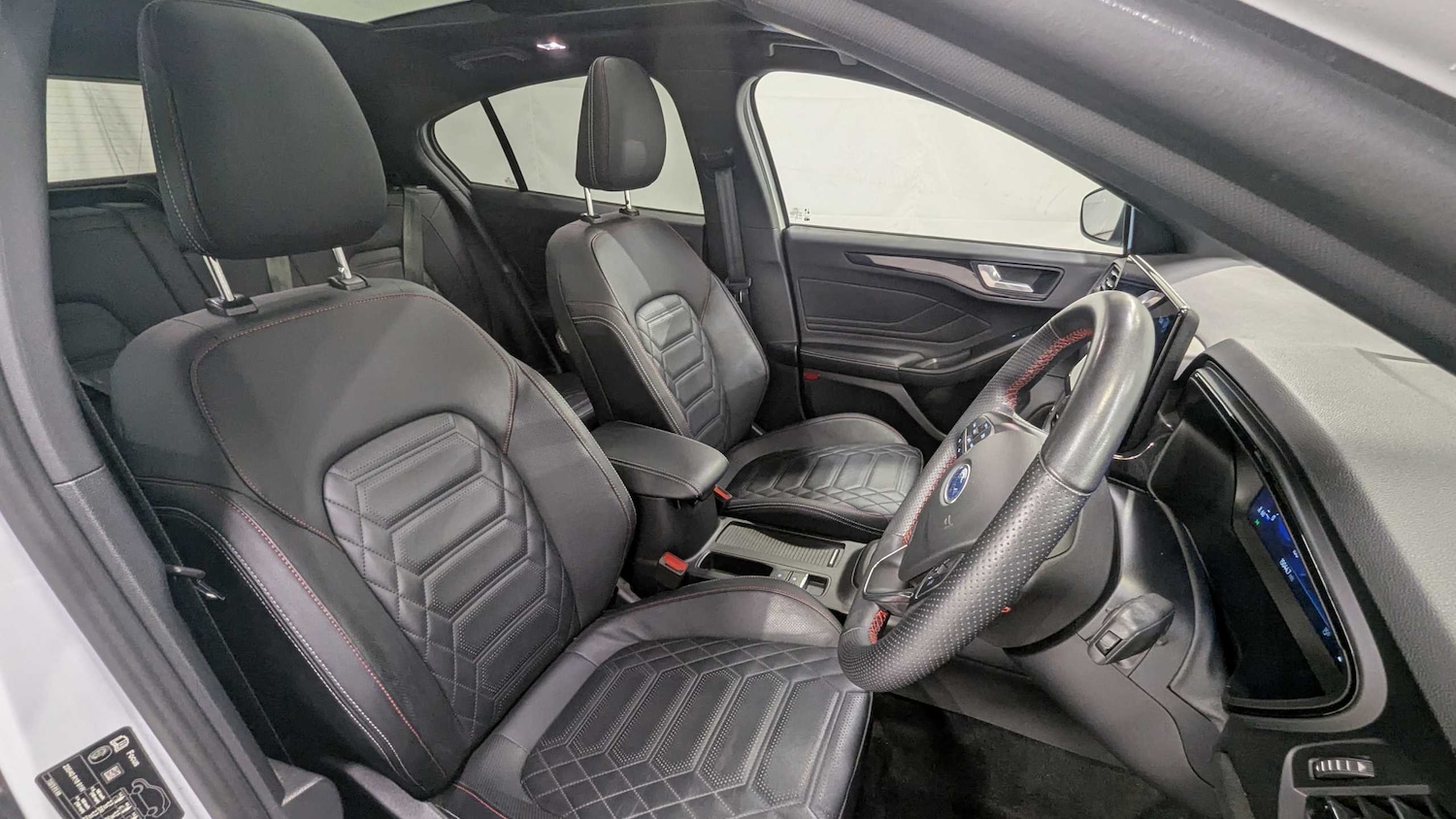 Used Ford Focus 2022 for sale - 76524008: Photo 13