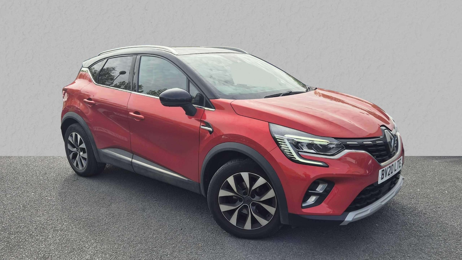Used Renault Captur 2020 for sale - 76125664: Photo 1