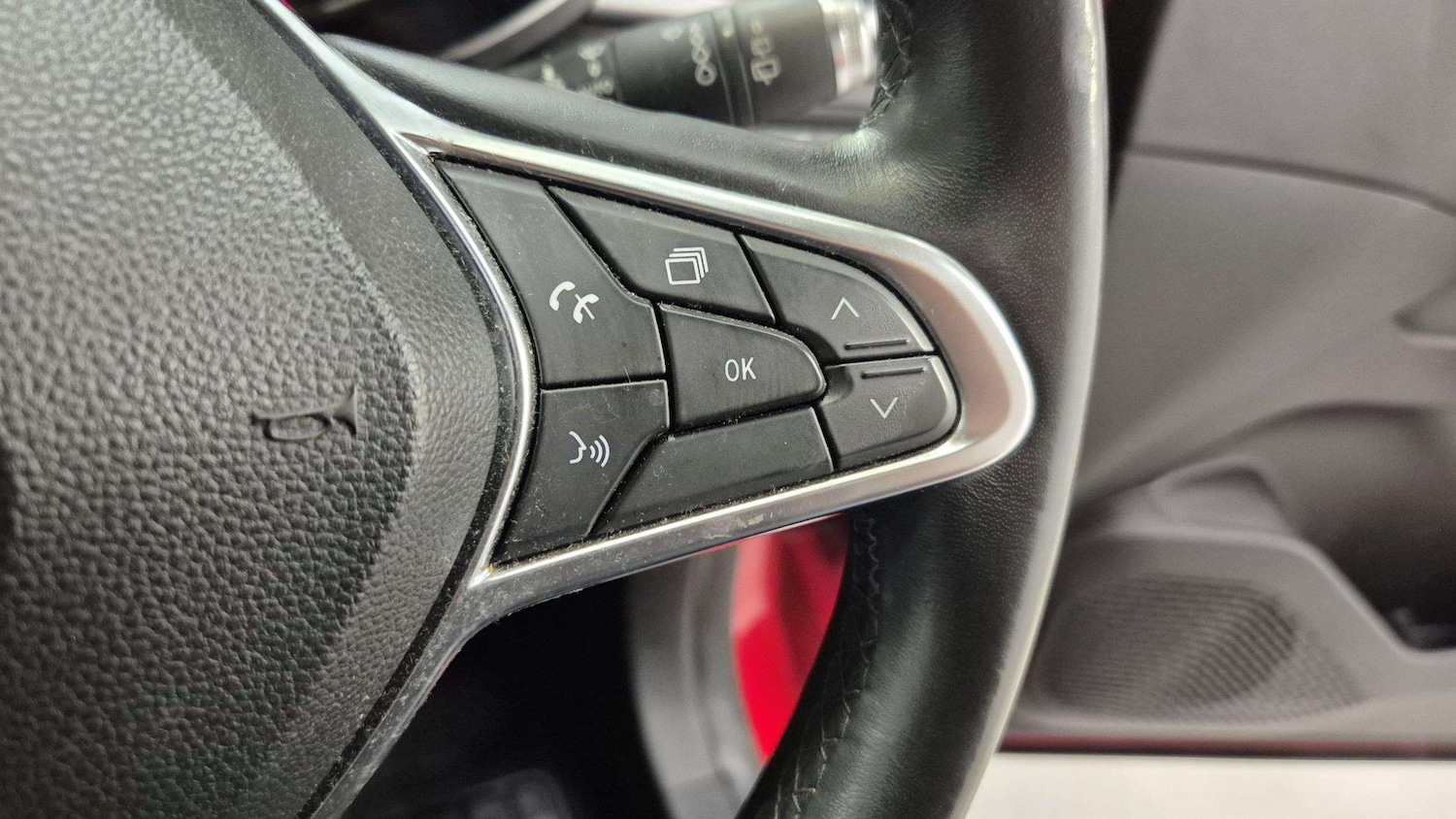 Used Renault Captur 2020 for sale - 76125664: Photo 24