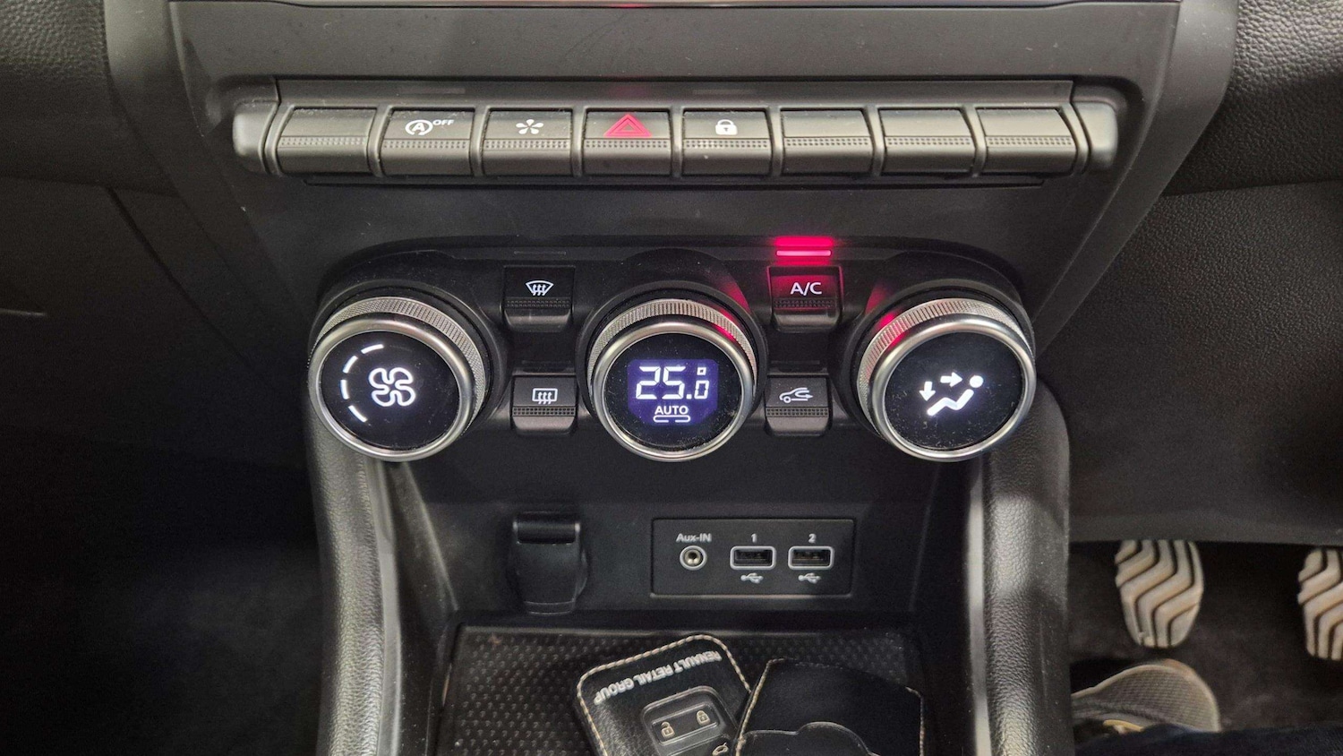 Used Renault Captur 2020 for sale - 76125664: Photo 28