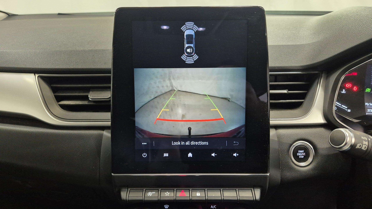 Used Renault Captur 2020 for sale - 76125664: Photo 32