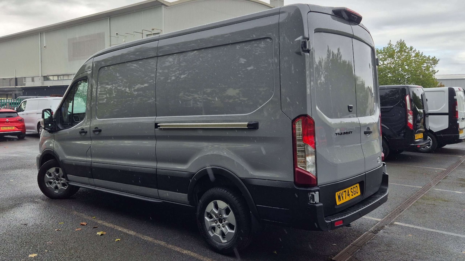 Used Ford Transit 2024 for sale - 76718218: Photo 3