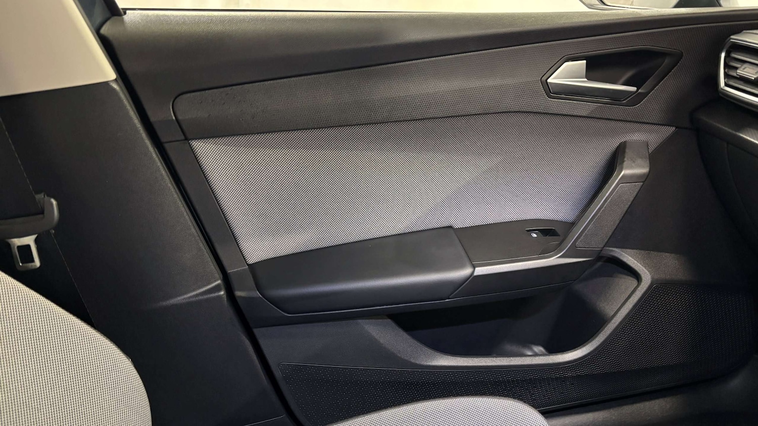 Used SEAT Leon 2022 for sale - 77553239: Photo 32