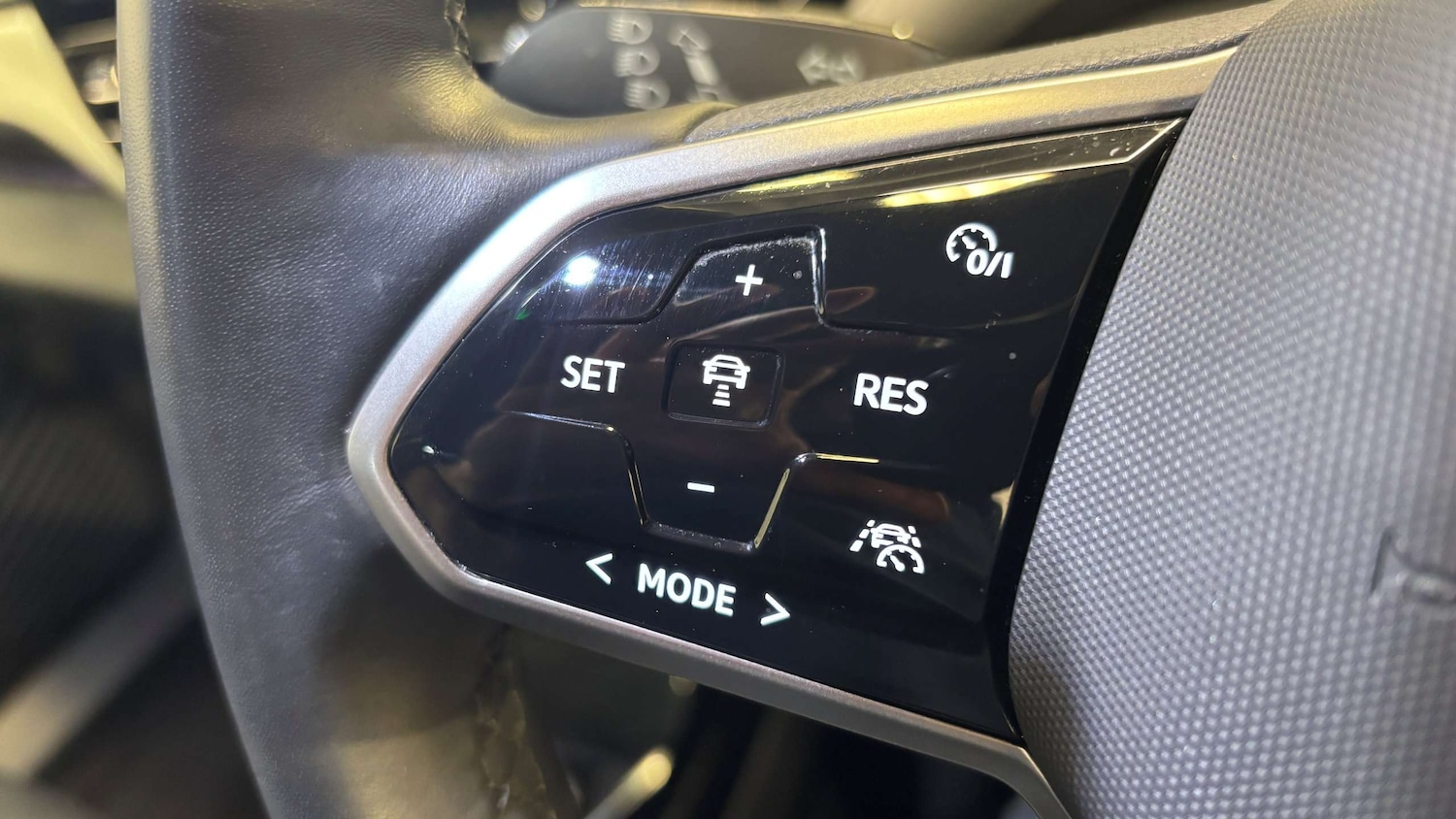 Used Volkswagen ID.4 2023 for sale - 77514474: Photo 26