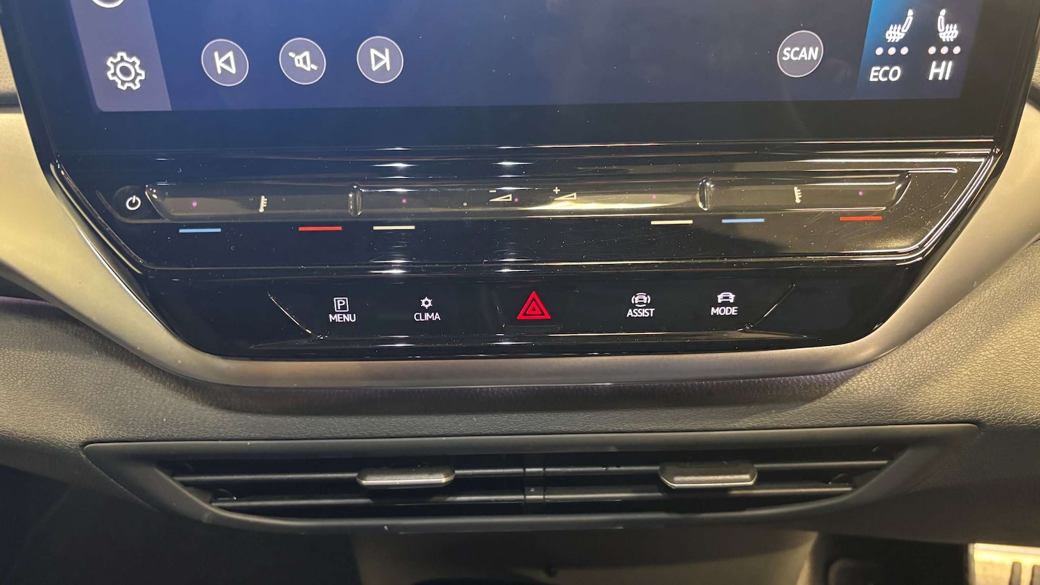 Used Volkswagen ID.4 2023 for sale - 77514474: Photo 29