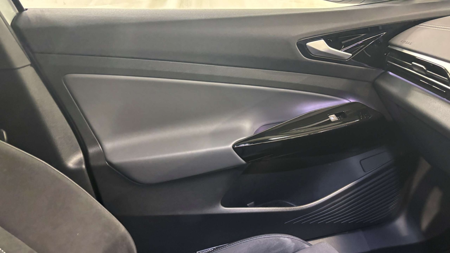 Used Volkswagen ID.4 2023 for sale - 77514474: Photo 35