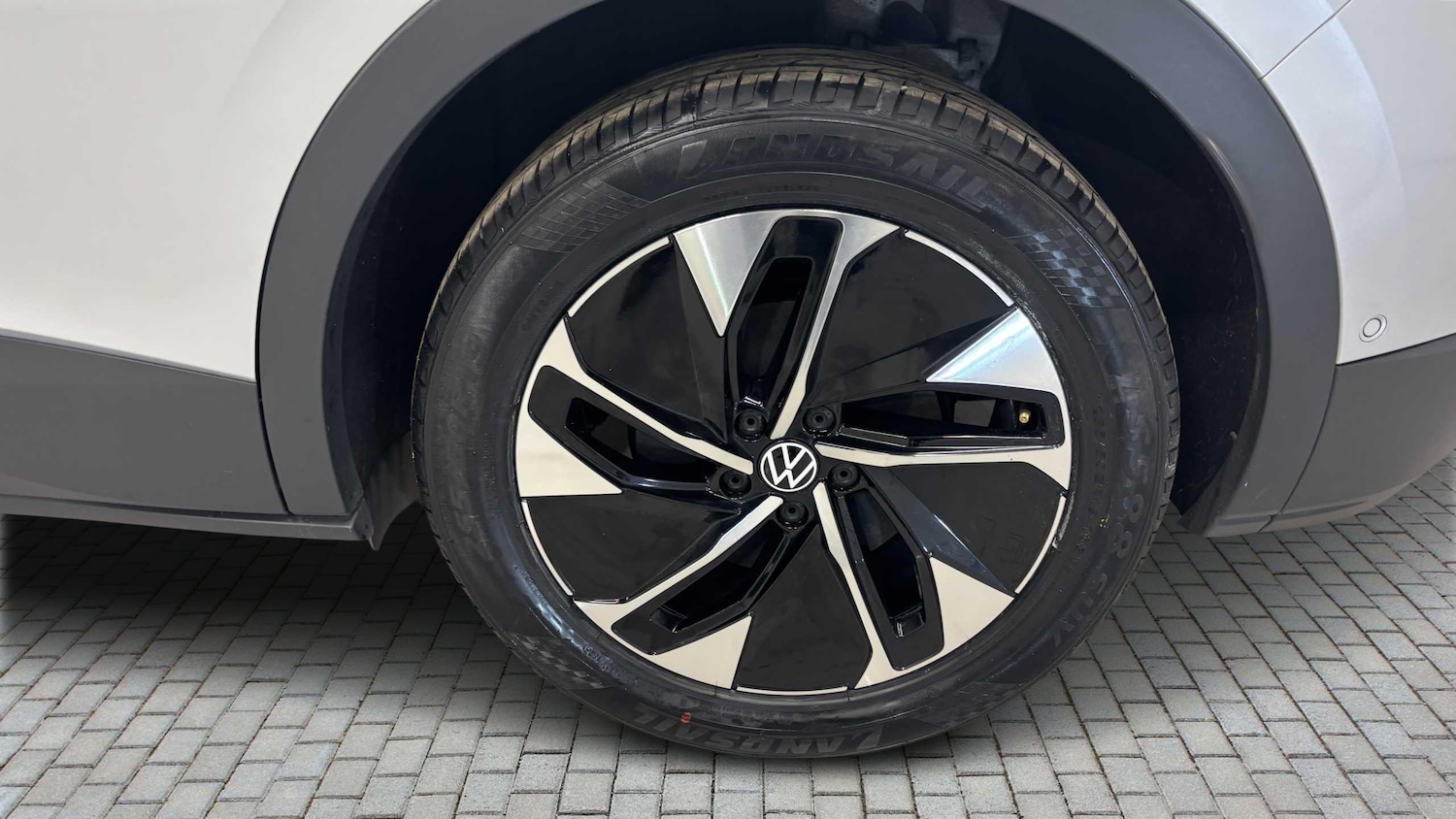 Used Volkswagen ID.4 2023 for sale - 77514474: Photo 8