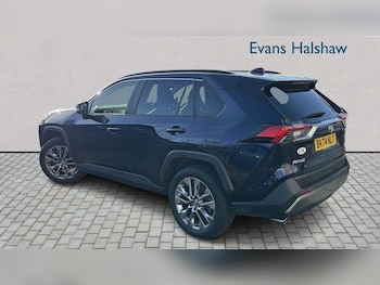 Used Toyota RAV4 2024 for sale - 76761107: Photo