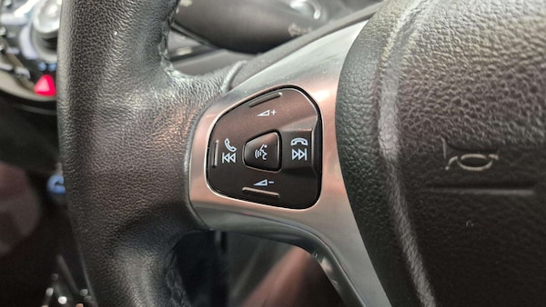 Used Ford Fiesta 2017 for sale - 76045171: Photo 22