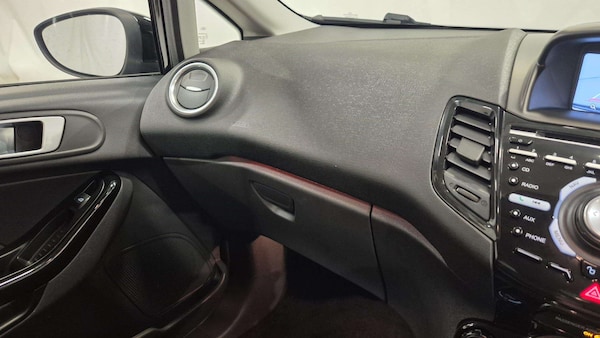 Used Ford Fiesta 2017 for sale - 76045171: Photo 31