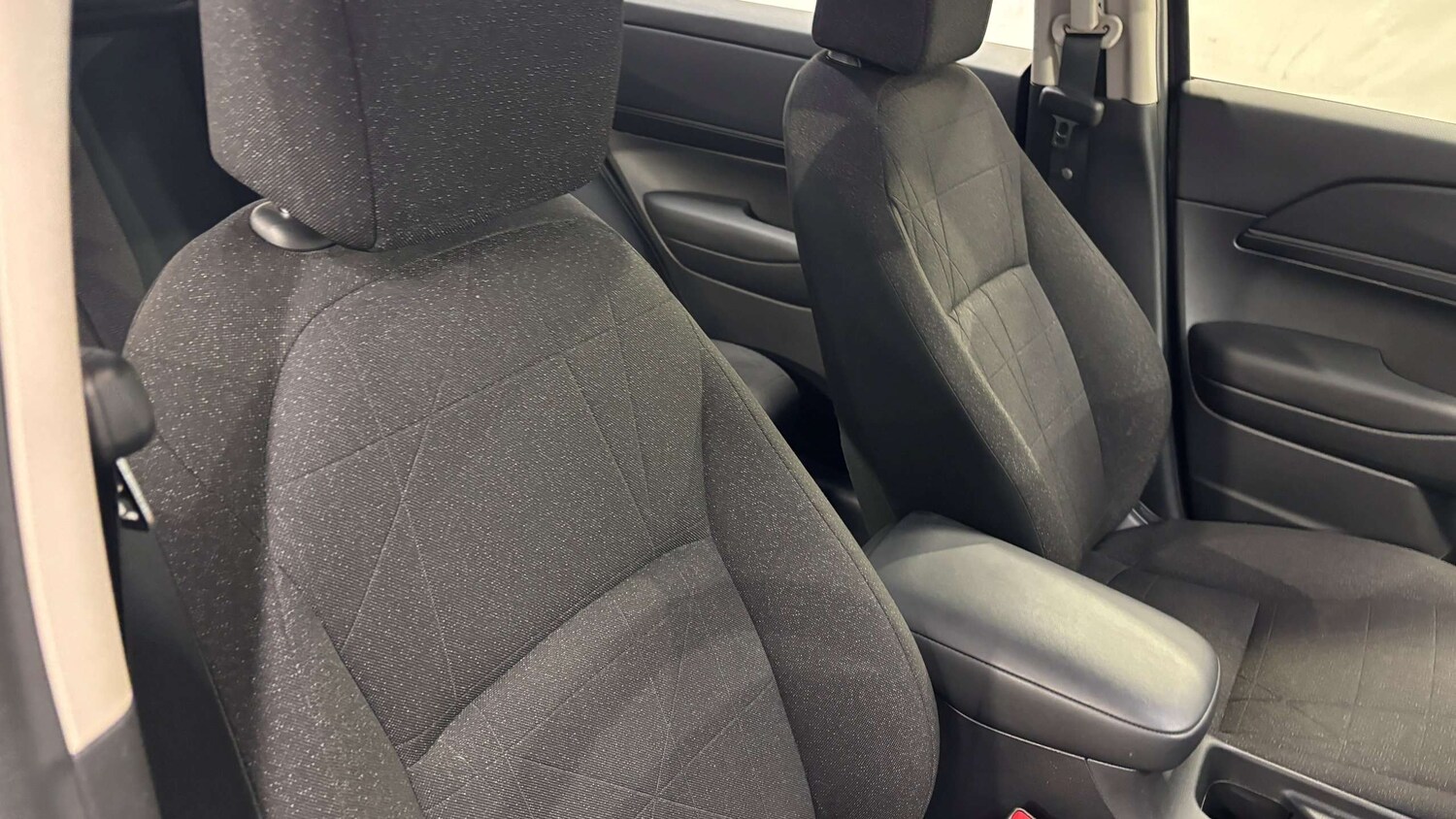 Used Honda HR-V 2023 for sale - 77000155: Photo 14