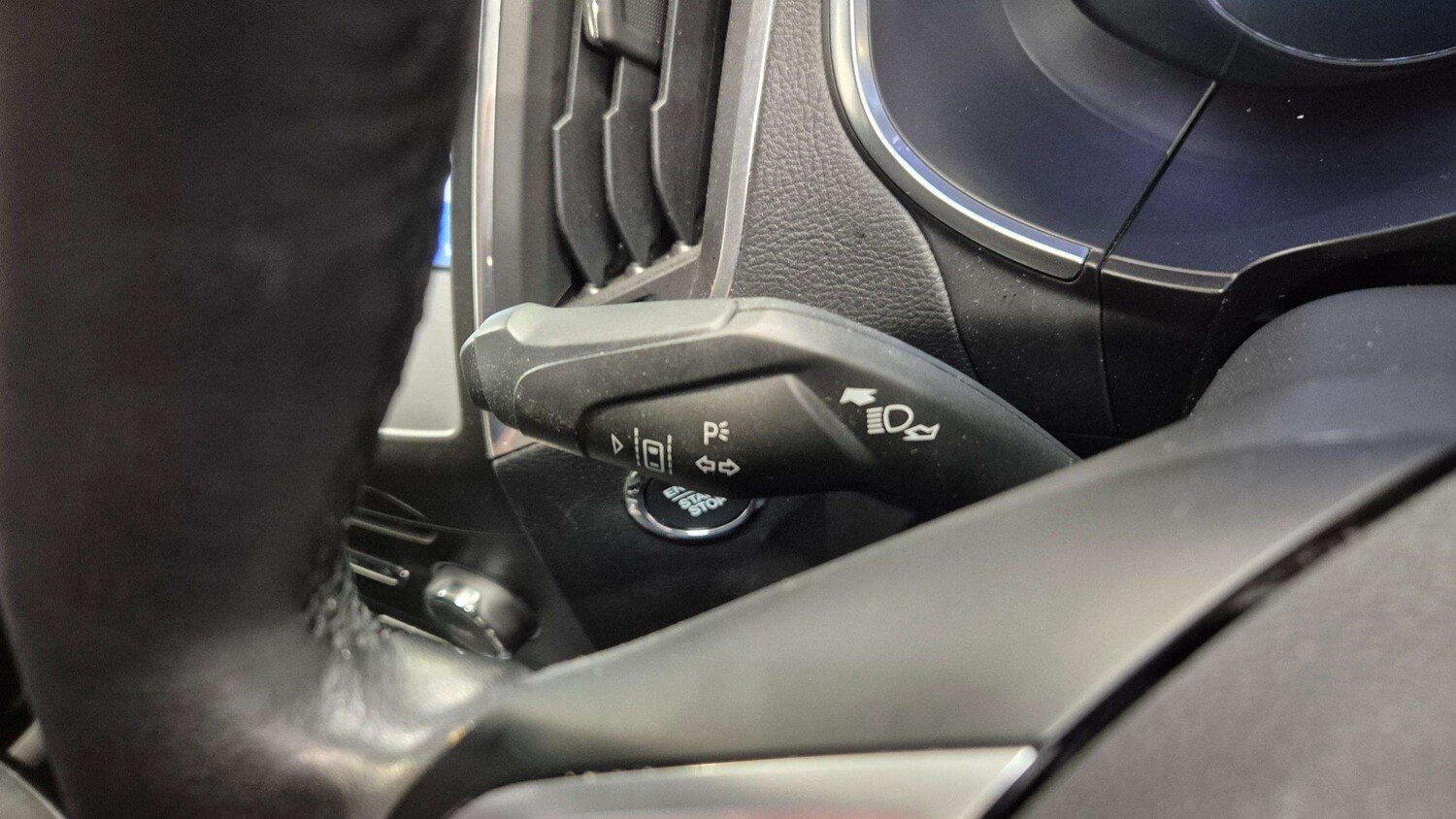 Used Ford Galaxy 2022 for sale - 77589149: Photo 25