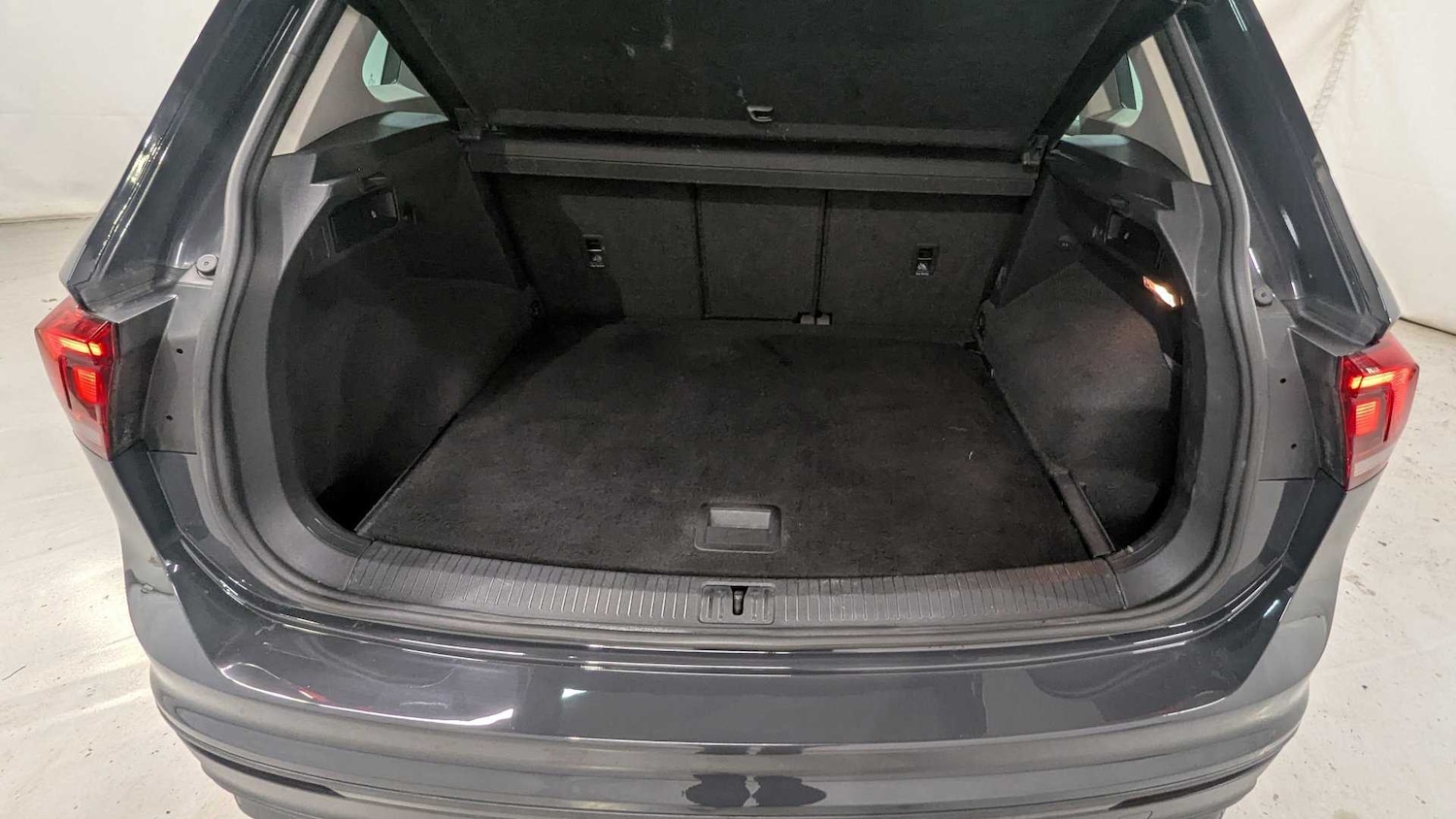 Vehicle 33
