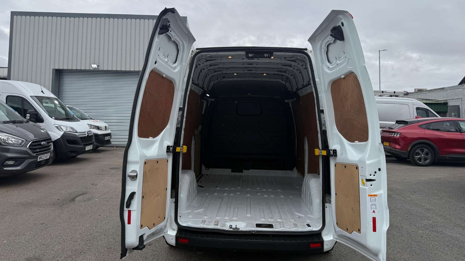 Used Ford Transit Custom 2021 for sale - 75981381: Photo 21