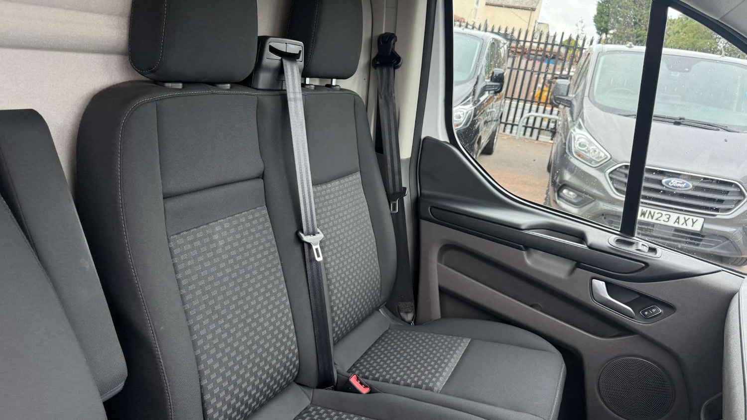 Used Ford Transit Custom 2021 for sale - 75981381: Photo 34