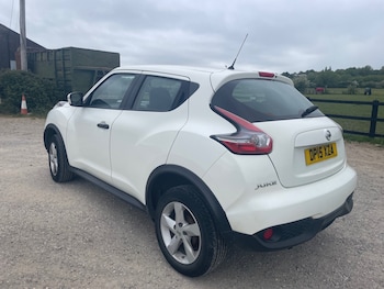 Used Nissan Juke 2015 for sale - 78540404: Photo