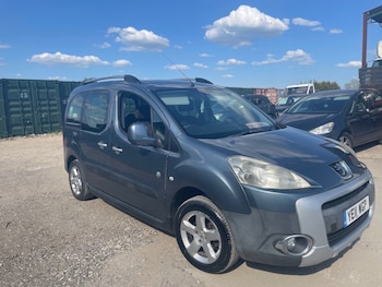 Used Peugeot Partner Tepee 2011 for sale - 78522137: Photo