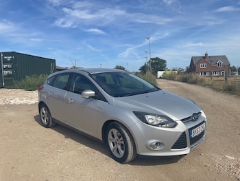 Used Ford Focus 2013 for sale - 79473737: Photo