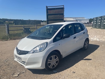 Used Honda Jazz 2014 for sale - 79205550: Photo