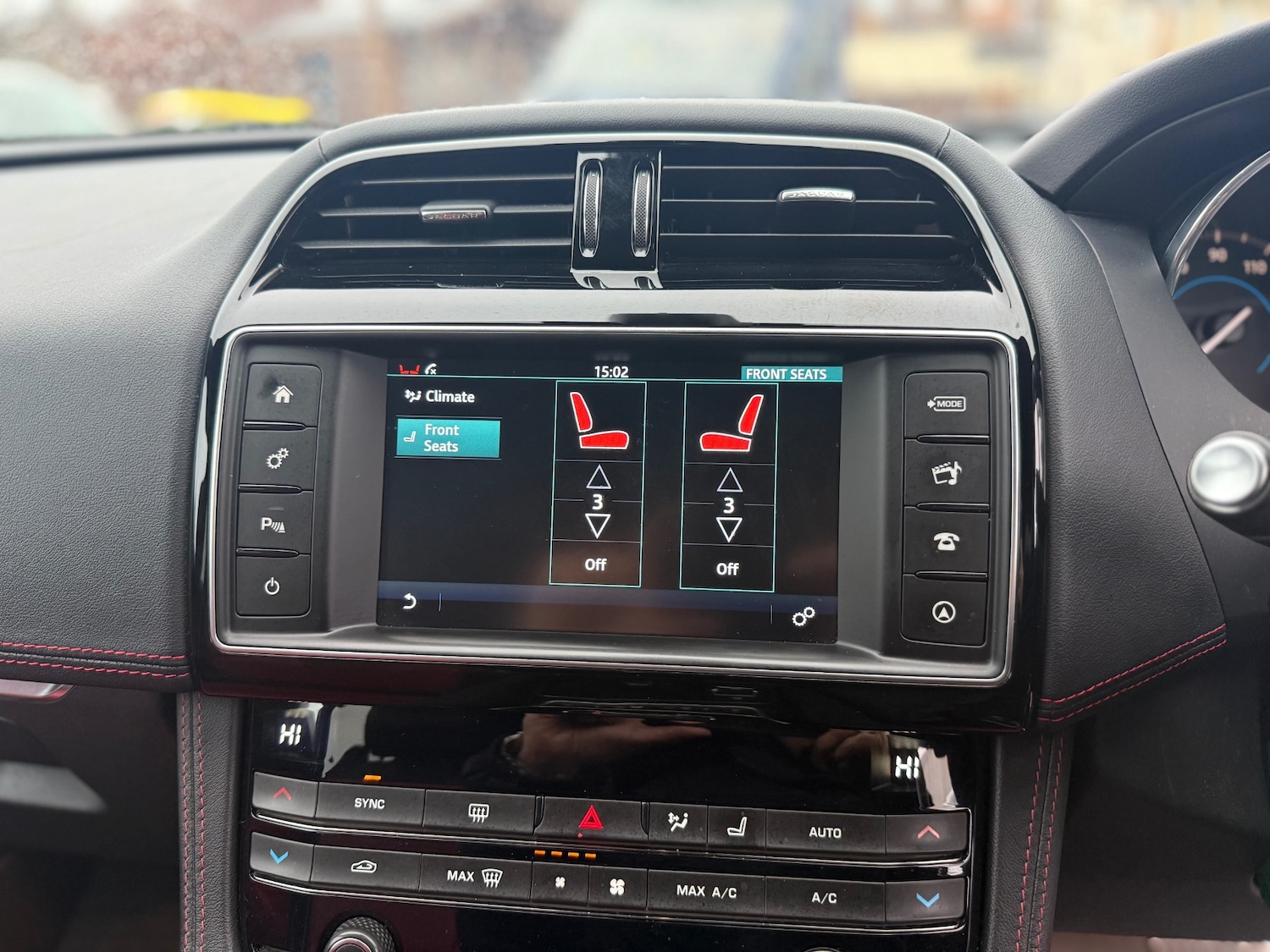 Used Jaguar F-Pace 2016 for sale - 76948781: Photo 17