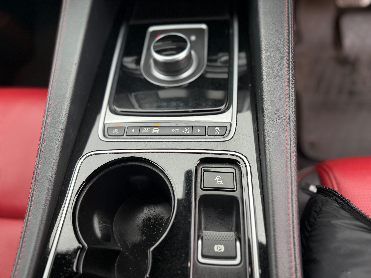 Used Jaguar F-Pace 2016 for sale - 76948781: Photo 57