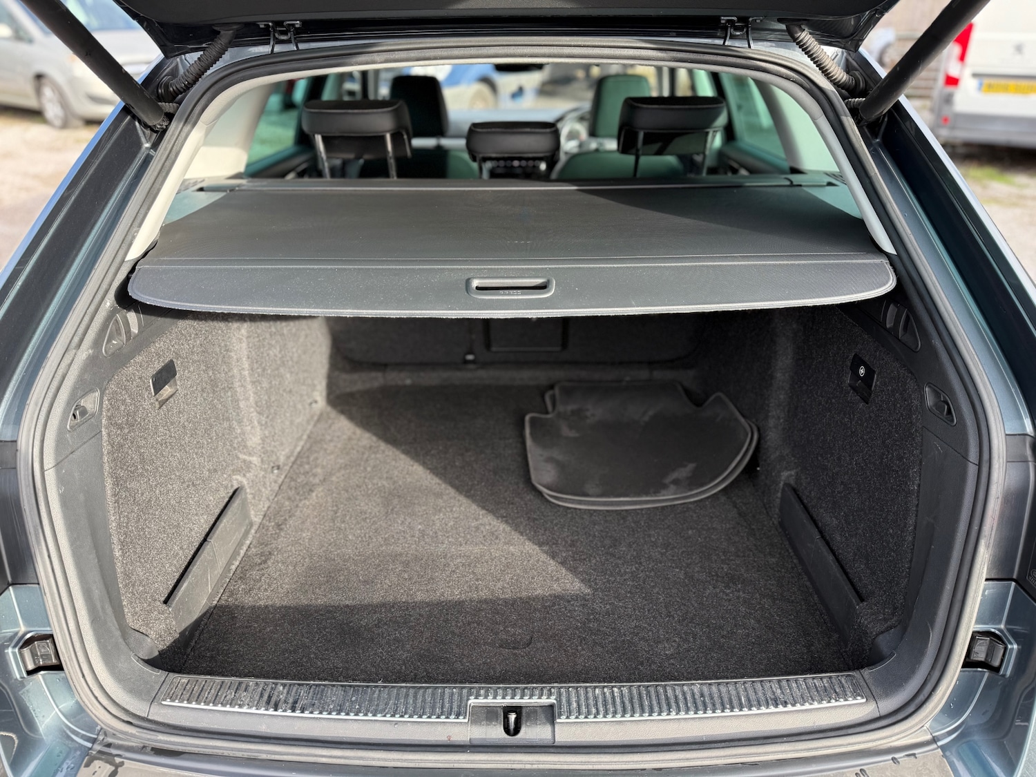 Used Skoda Superb 2020 for sale - 77311401: Photo 12