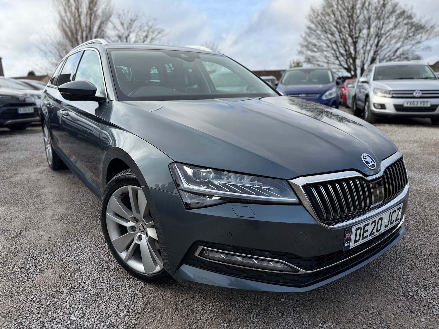 Used Skoda Superb 2020 for sale - 77311401: Photo 2