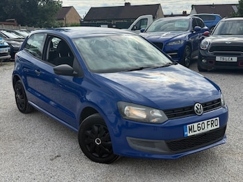 Used Volkswagen Polo 2010 for sale - 79071712: Photo