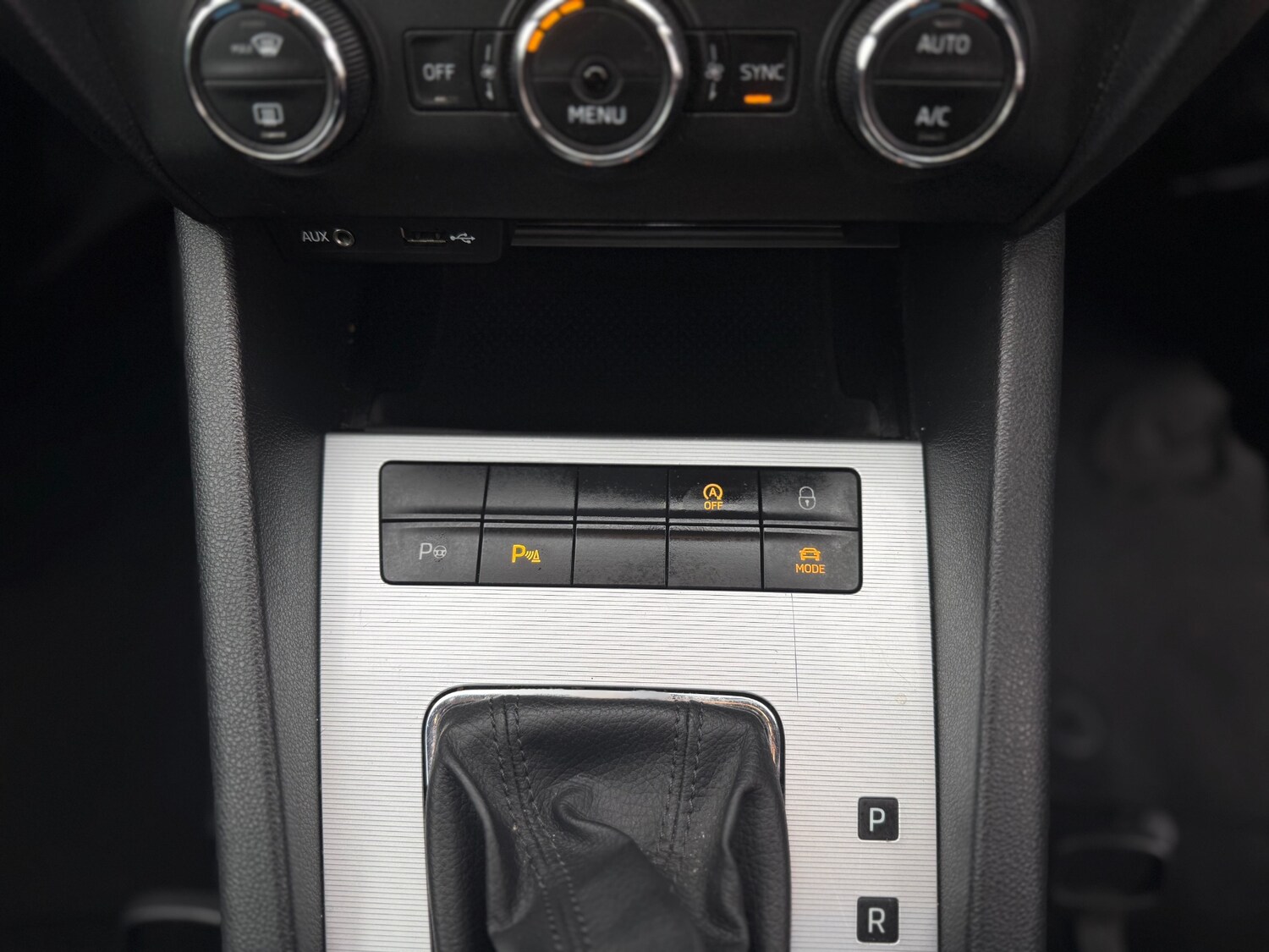 Used Skoda Octavia 2015 for sale - 77452541: Photo 43