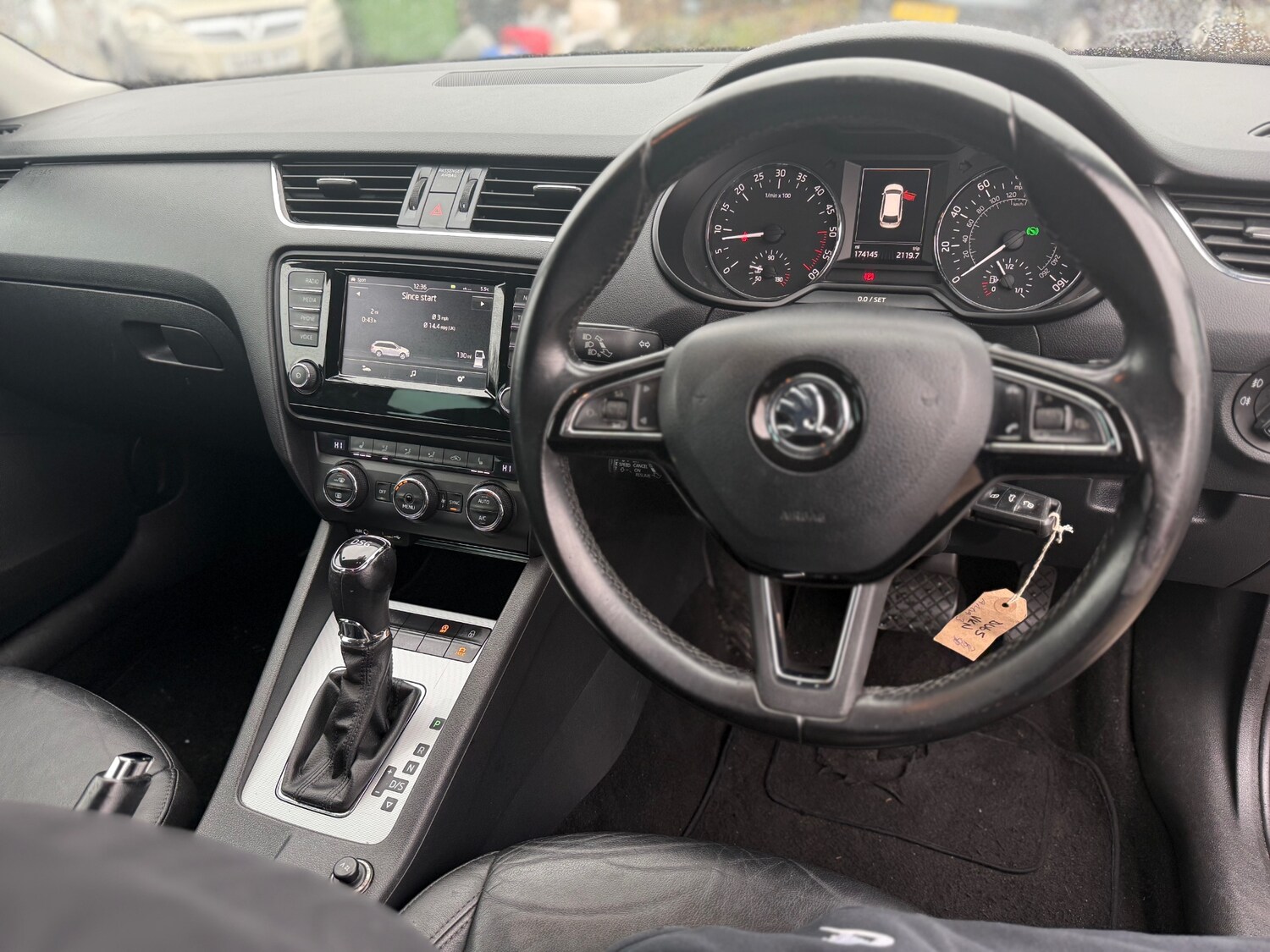 Used Skoda Octavia 2015 for sale - 77452541: Photo 44