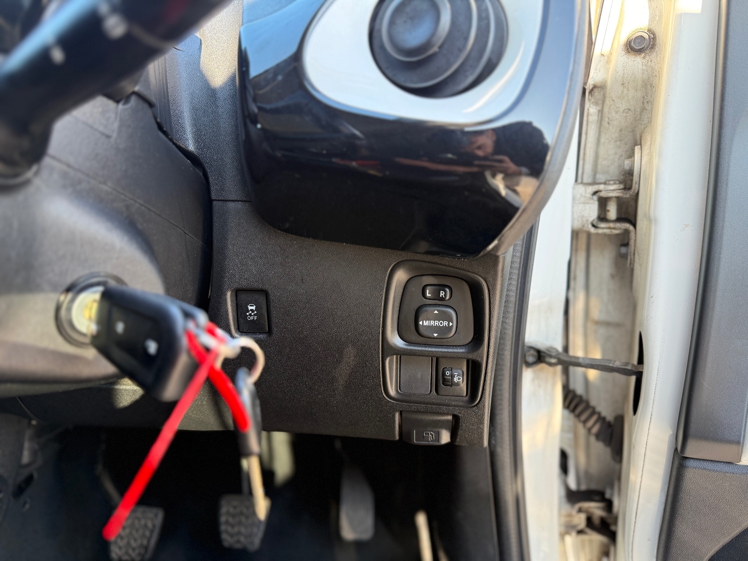 Used Toyota AYGO 2015 for sale - 77974670: Photo 50