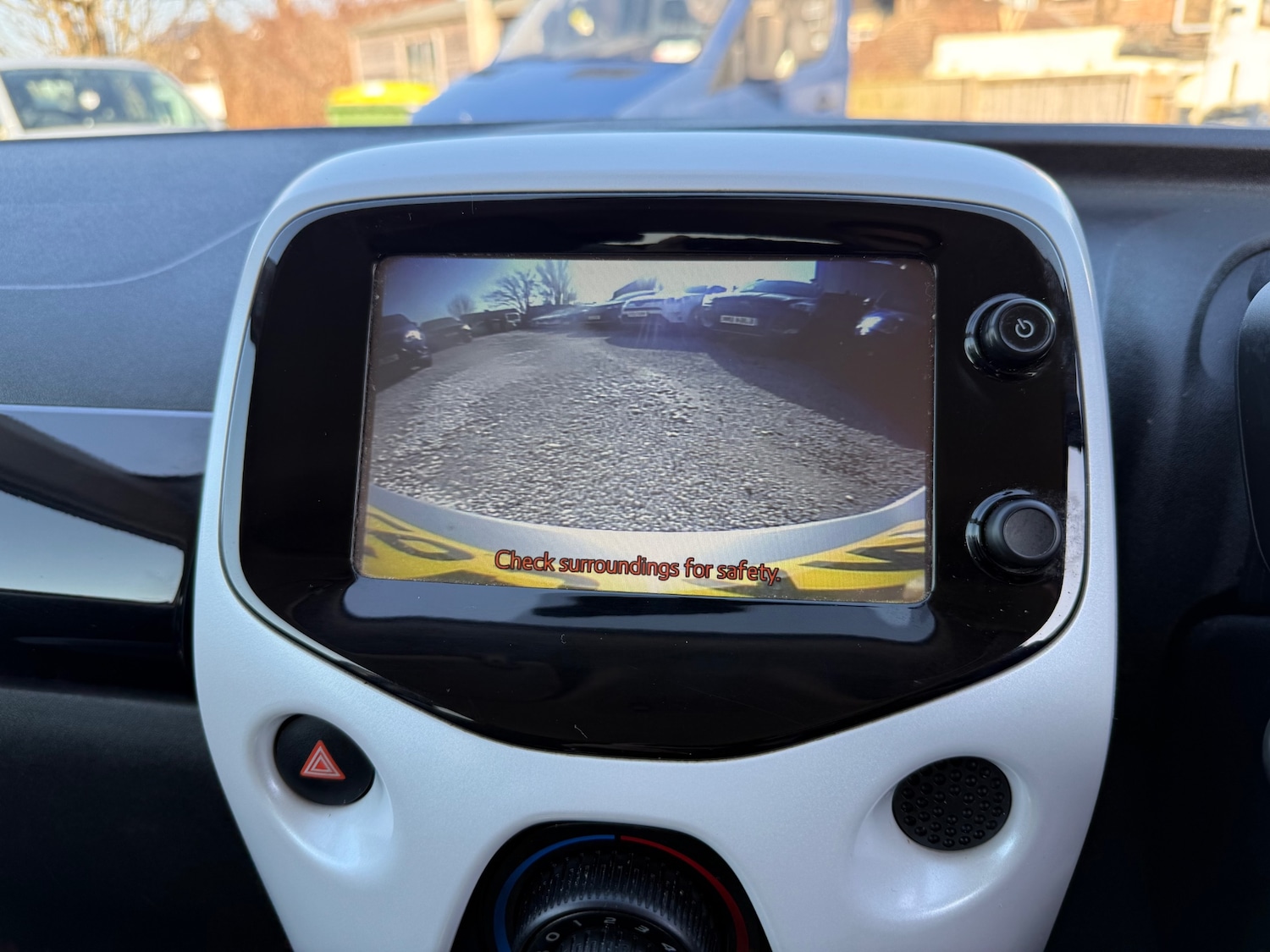 Used Toyota AYGO 2015 for sale - 77974670: Photo 54