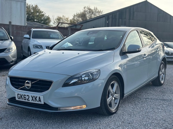 Used Volvo V40 2012 for sale - 76171715: Photo 11