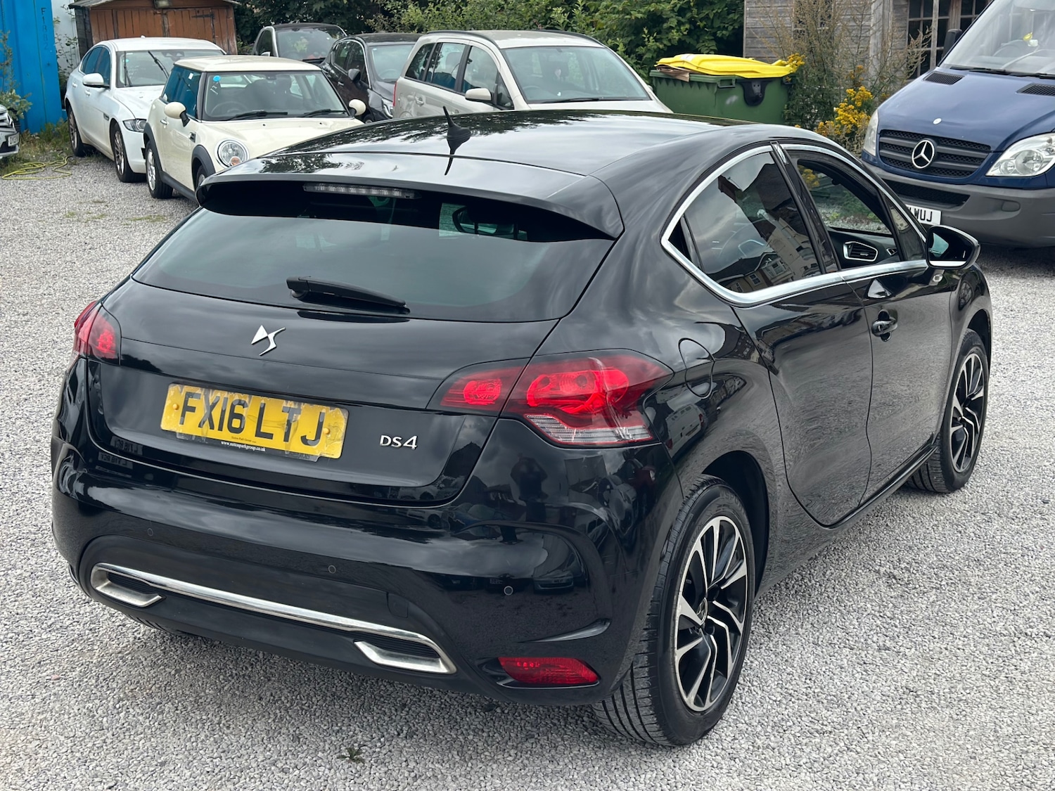 Vehicle 29