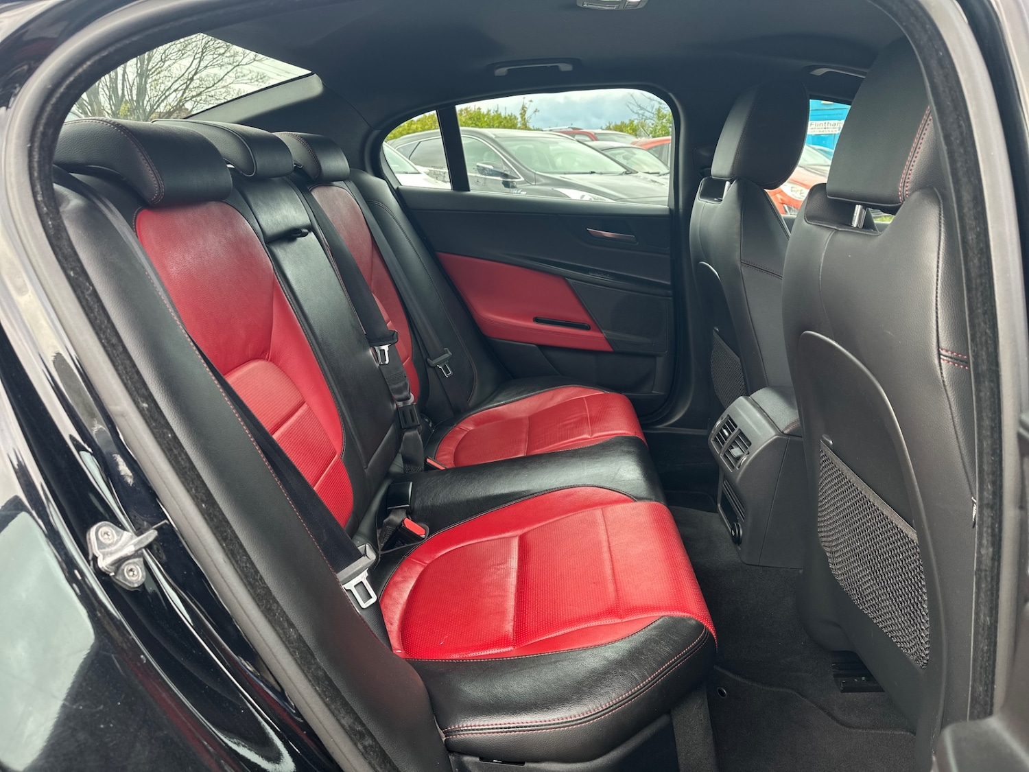 Used Jaguar XE 2016 for sale - 76620679: Photo 13