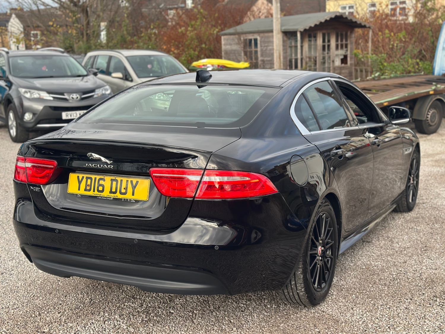 Used Jaguar XE 2016 for sale - 76620679: Photo 32