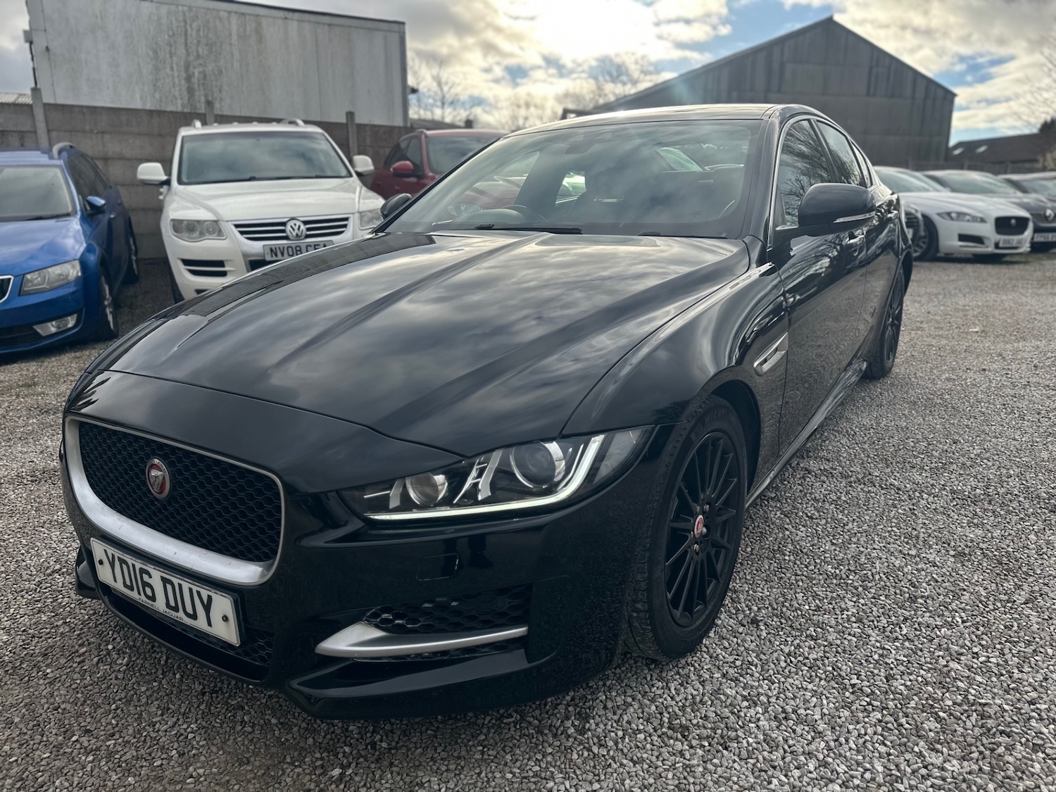 Used Jaguar XE 2016 for sale - 76620679: Photo 9
