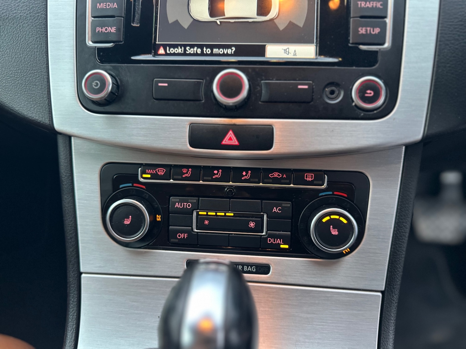 Used Volkswagen Passat 2011 for sale - 76723382: Photo 20