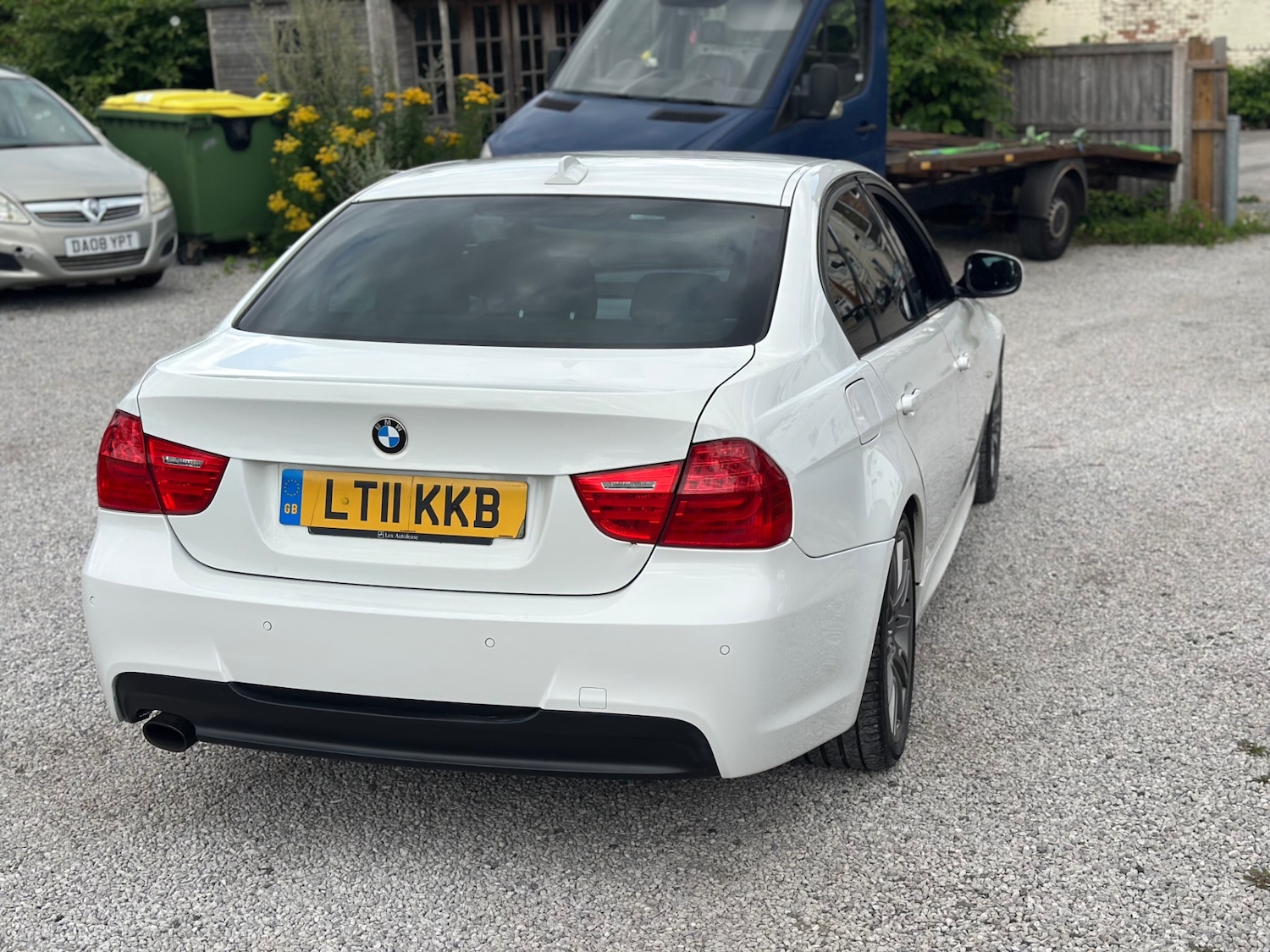 Vehicle 32