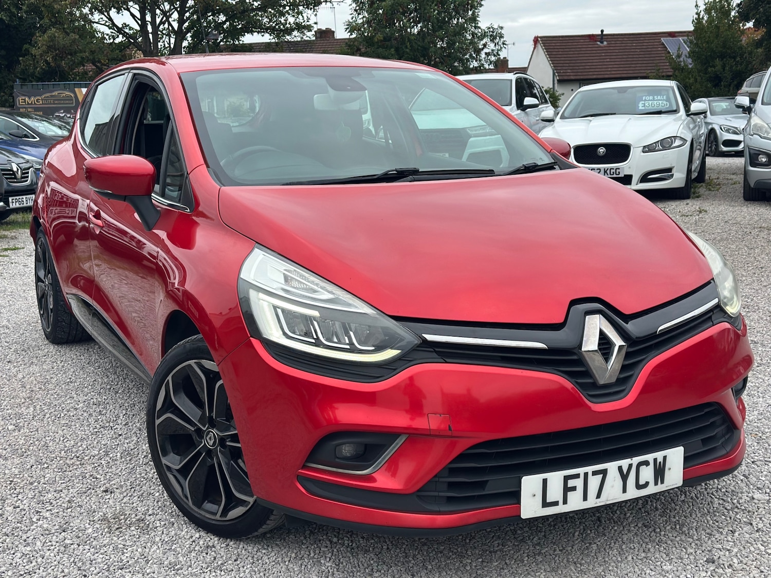 Used Renault Clio 2017 for sale - 76003020: Photo 1