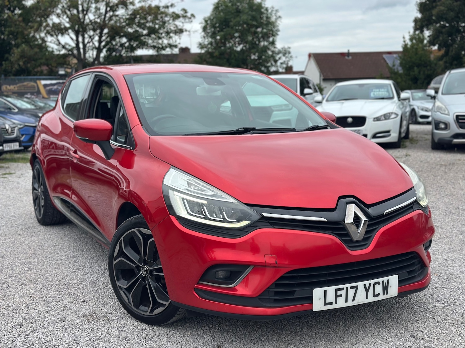 Used Renault Clio 2017 for sale - 76003020: Photo 21