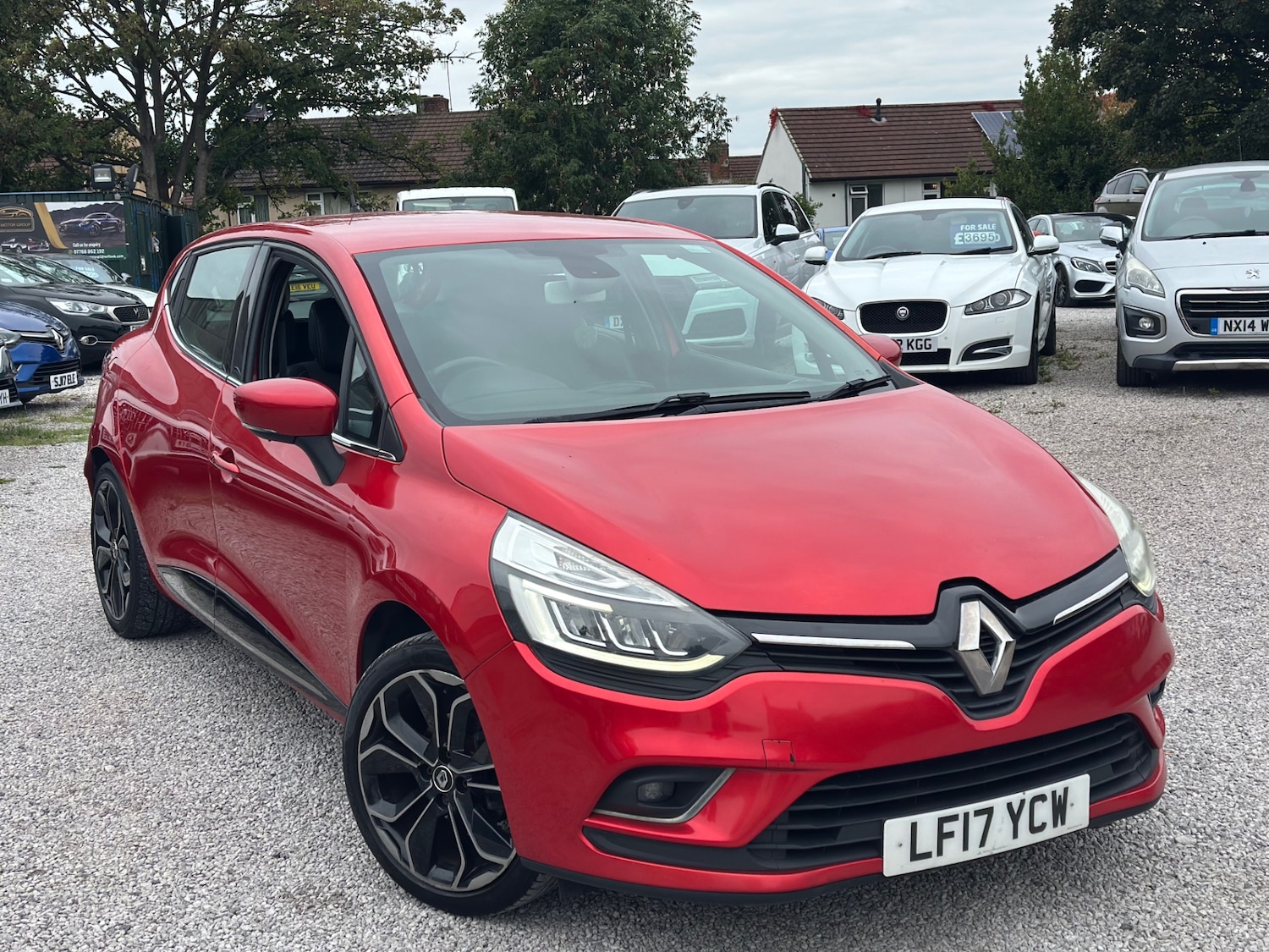 Used Renault Clio 2017 for sale - 76003020: Photo 23