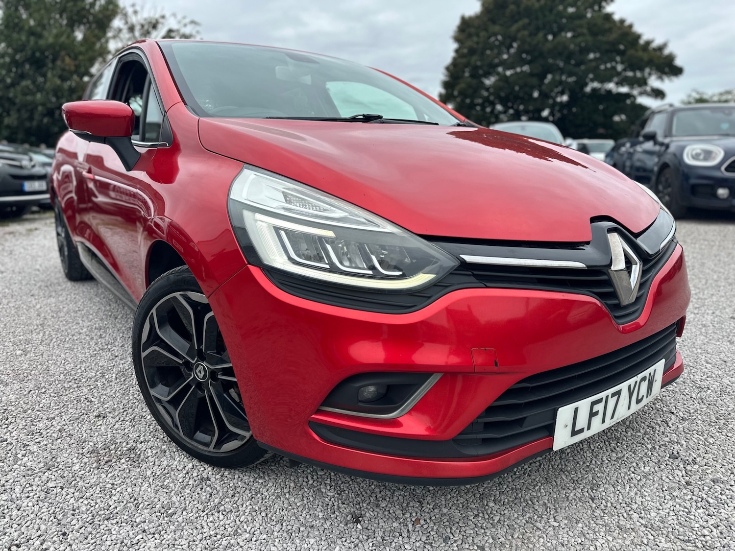 Used Renault Clio 2017 for sale - 76003020: Photo 3