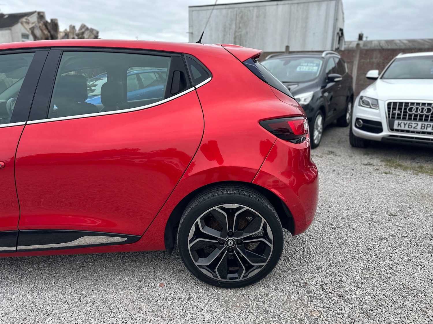 Used Renault Clio 2017 for sale - 76003020: Photo 35