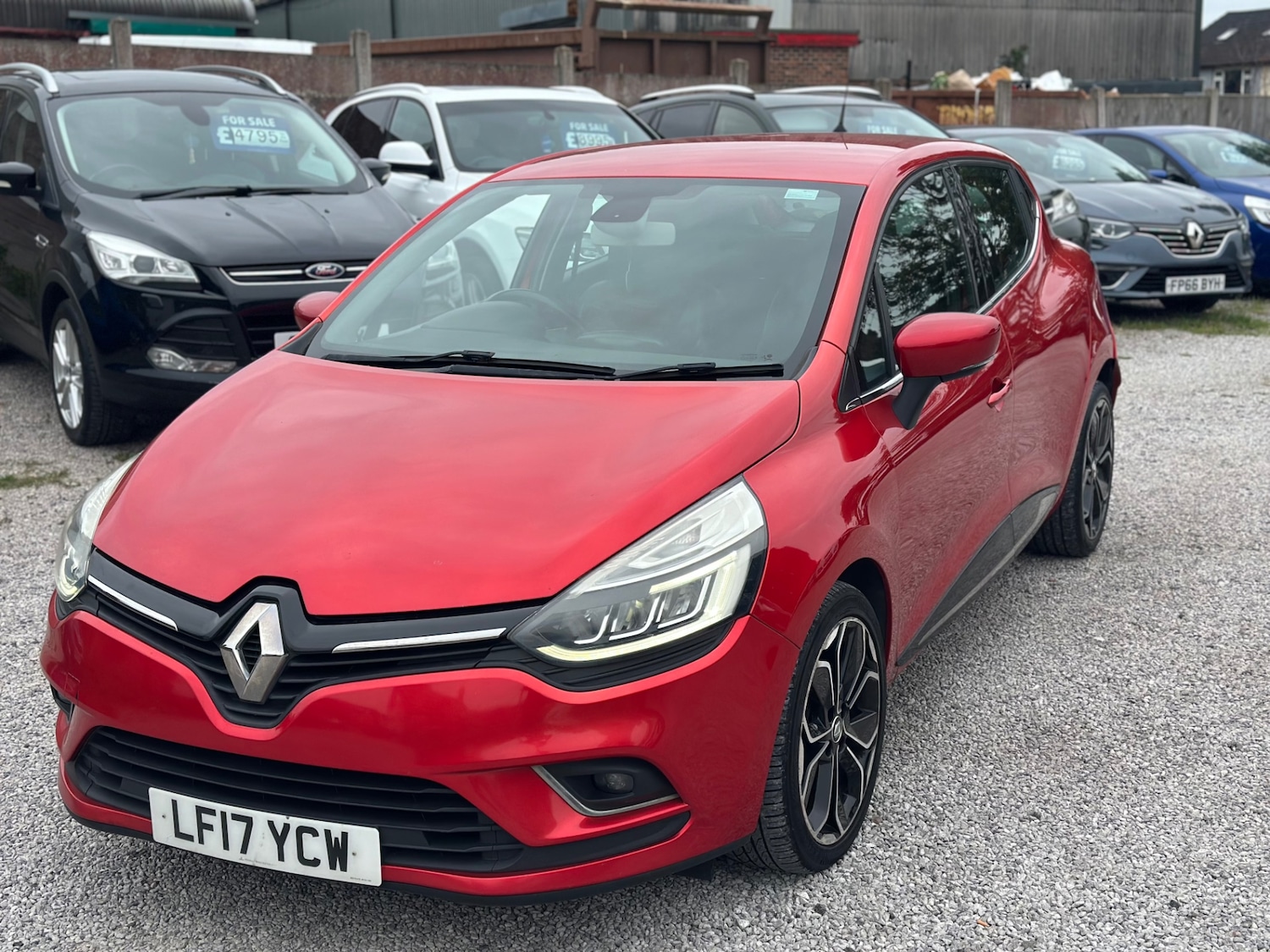 Used Renault Clio 2017 for sale - 76003020: Photo 39