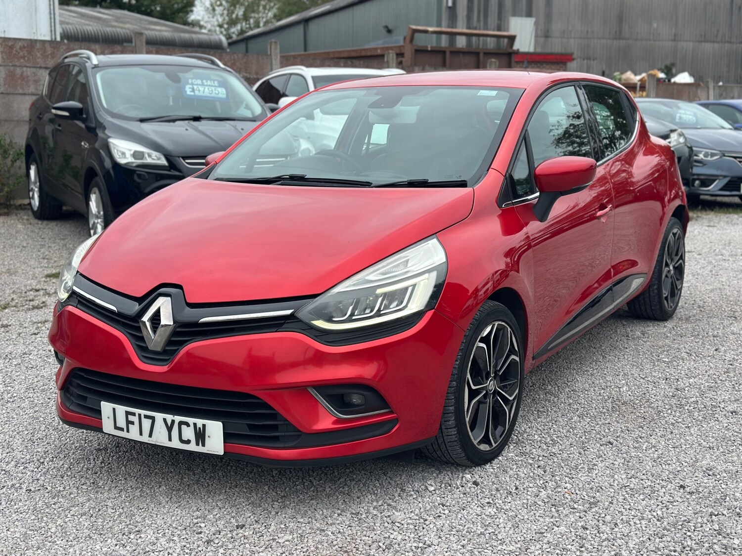 Used Renault Clio 2017 for sale - 76003020: Photo 40