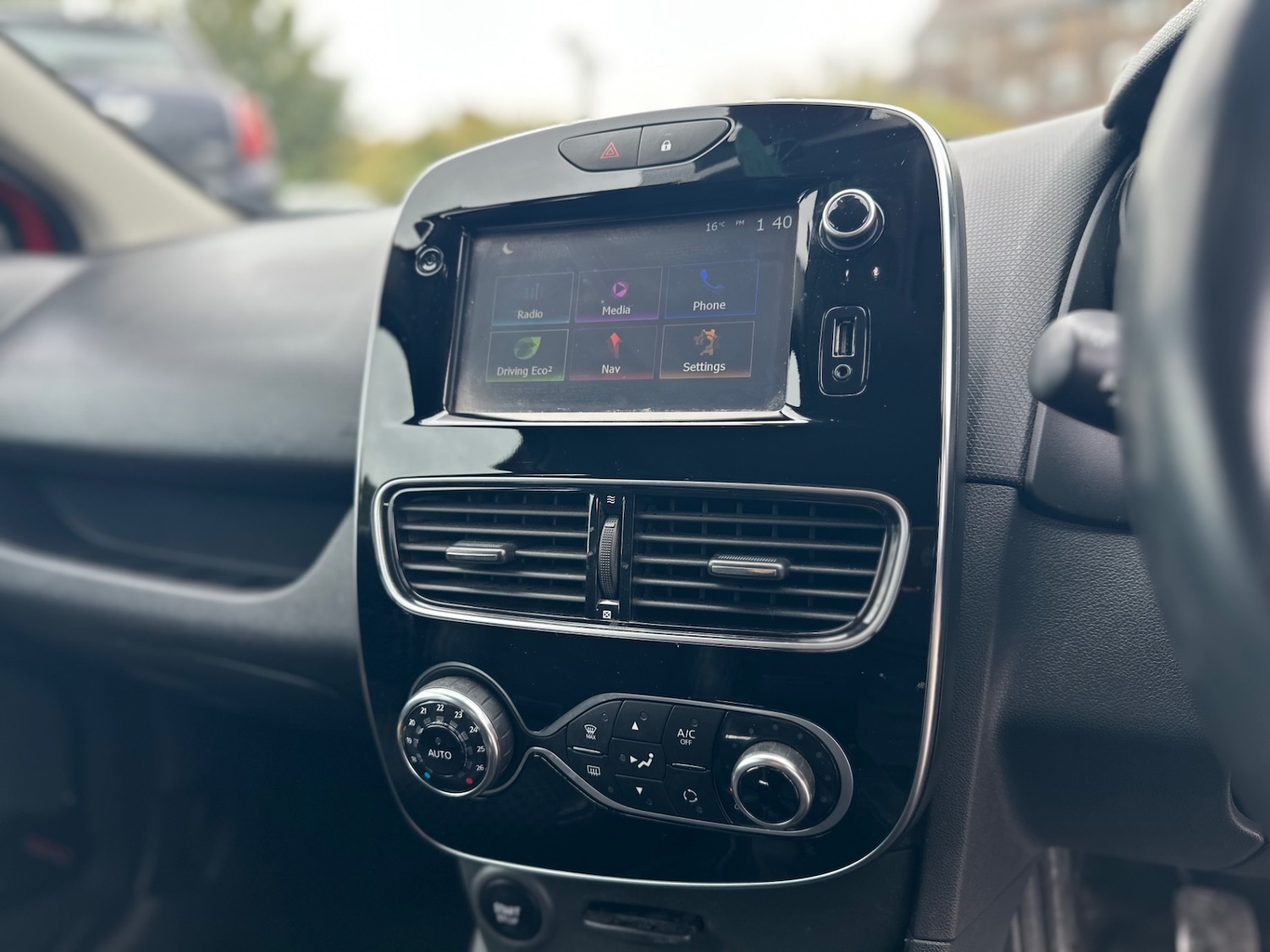 Used Renault Clio 2017 for sale - 76003020: Photo 49
