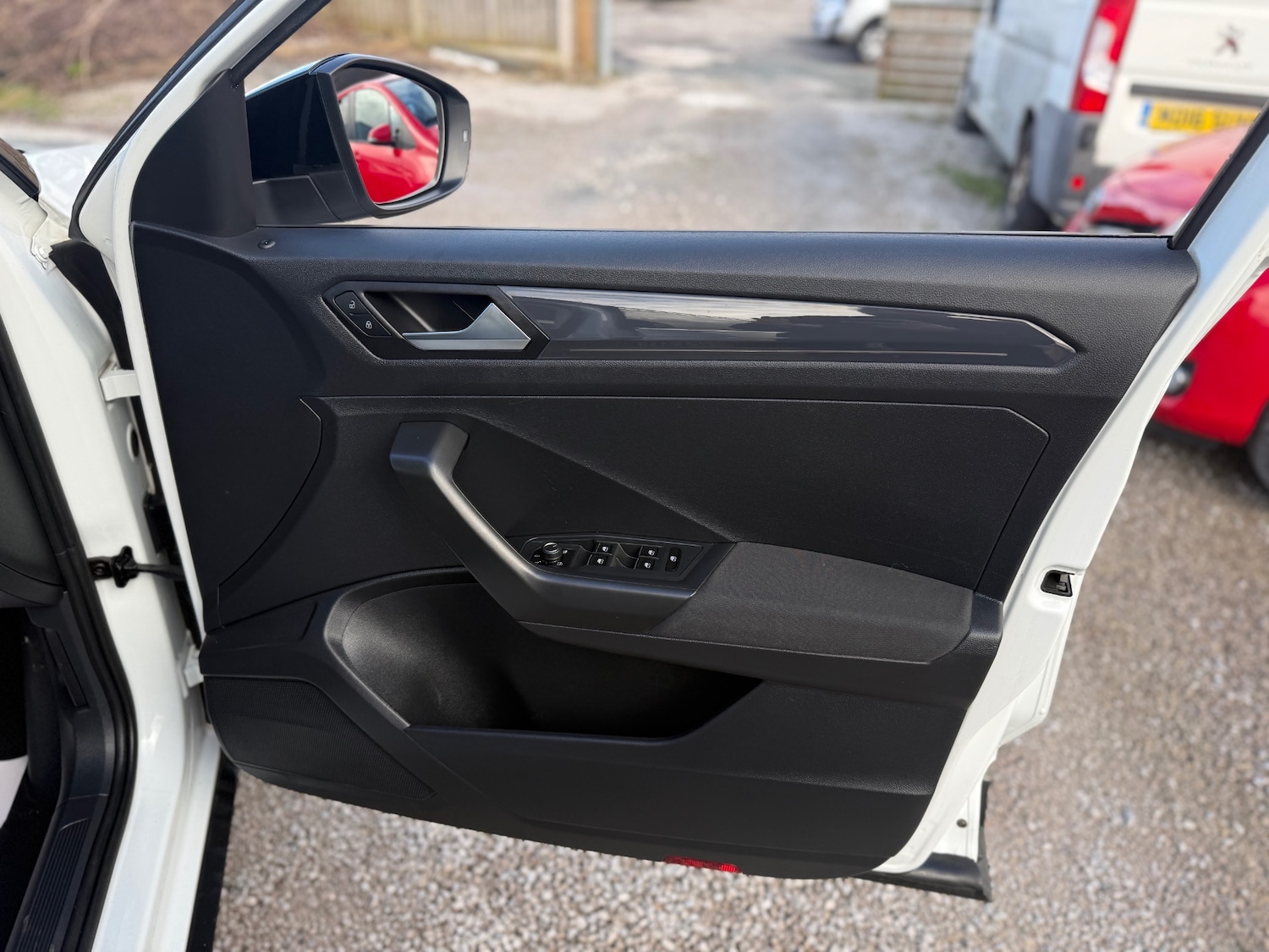 Used Volkswagen T-Roc 2018 for sale - 77731096: Photo 41